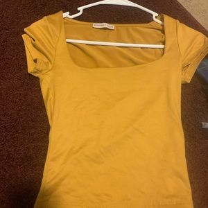 i got this yellow dress shirt/ small/ short sleeve/off the shoulder